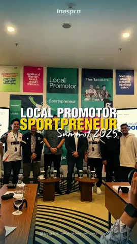 Local Promotor Sportpreneur Summit 2025 dilaksanakan di Jakarta, Jumat (19/9), menghadirkan diskusi penting tentang peran komunitas dan brand dalam memperkuat ekosistem olahraga Indonesia. Sesi pertama dibuka dengan Grand Launch bersama Ferry Kono (Direktur LPDUK Kemenpora | Inaspro), Rakhmadi Afif Kusumo (Direktur Utama PPK-GBK), dan Tiar N. Karbala (Staf Khusus Presiden RI bidang UMKM dan Teknologi Digital). Tokoh-tokoh tersebut menegaskan pentingnya peran komunitas sebagai fondasi pengembangan olahraga, serta sinergi antara pemerintah, promotor, dan sektor swasta. Dari forum ini, diharapkan lahir jejaring promotor olahraga yang solid, kolaboratif, dan siap menggerakkan sport economy di seluruh Indonesia. Oikos, yuk kita terus dukung langkah besar ini agar olahraga Indonesia semakin maju! Jangan lupa follow @inaspro.id untuk update event dan perkembangan ekosistem olahraga di Tanah Air. #INASPRO #IndonesiaSportPromotion #LPDUK #Kemenpora #SportandBeyond  