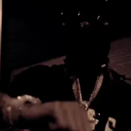 Ronpi la puerta y ya no es como ante los diablo de llorén morigeg glizzy gang #viral#fouryou#friilodiablo #glizzygangg#monywey