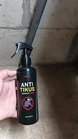 VECLA semprot pengusir tikus yang efektif untuk mengusir tikus  agar tidak balik lagi. dan harganya pun sanggar terjangkau, produk ini aman untuk manusia.  #veclasemprotantitikus  #rumahbersihdaripenyakittikus  #mengusirtikusdirumah  #pengusirtikusmobilviral 
