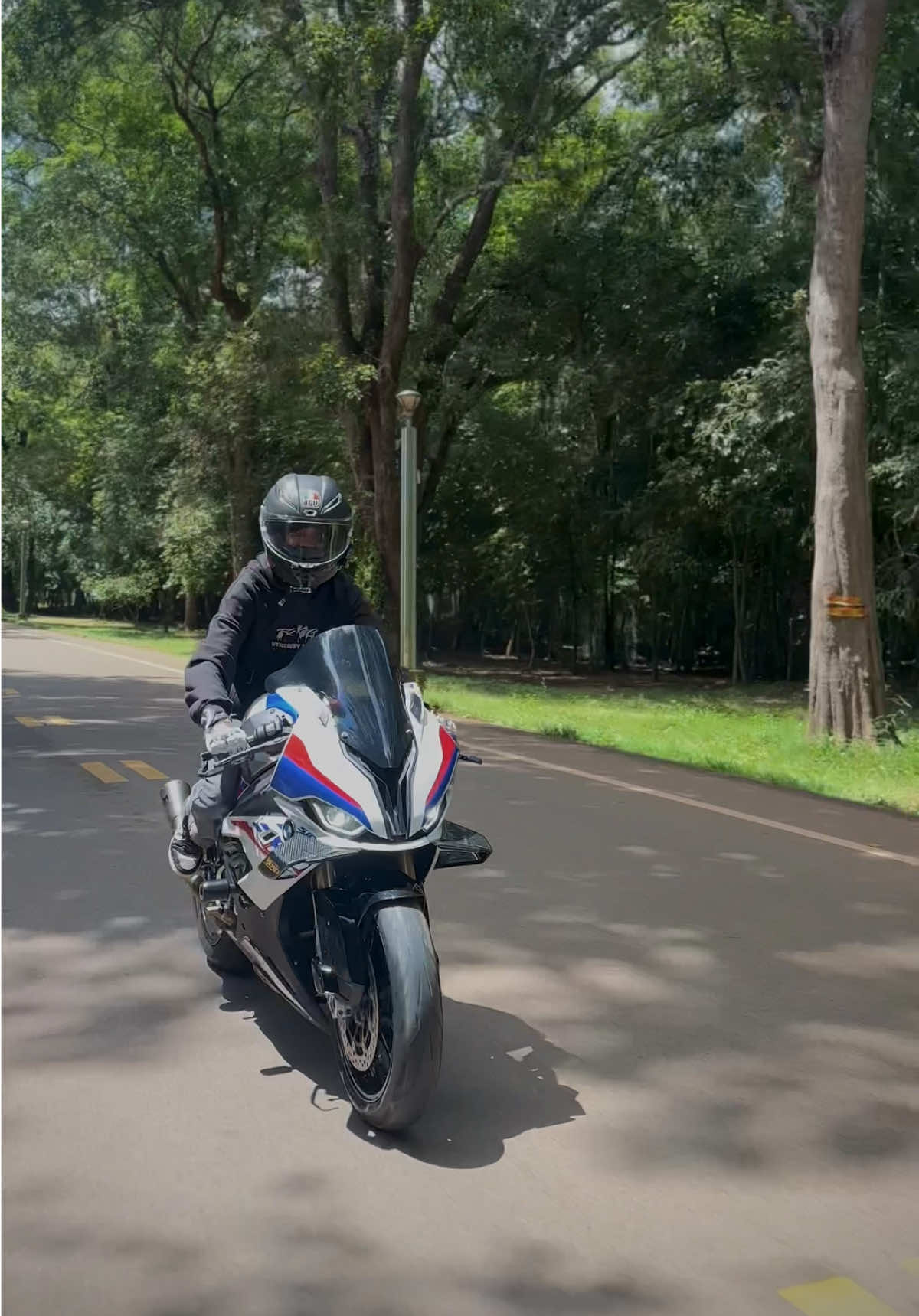 Sound 🫡😎#bmws1000rr 