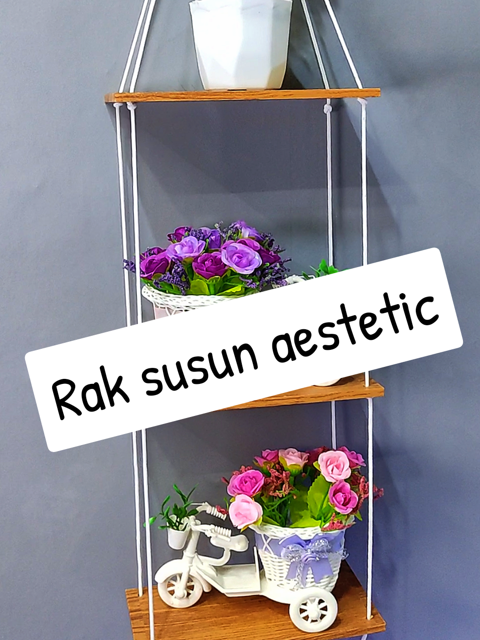 Cuma 4 rb sudah dapat rak susun aestetic sebagus ini #foryou #fyppppppppppppppppppppppp #fypviralシ #hiasandinding #pajangandinding 