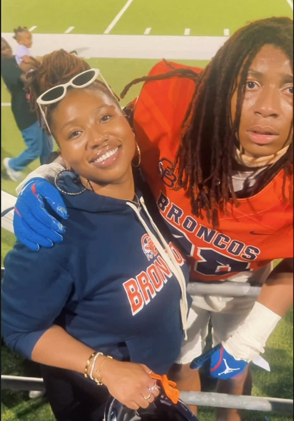 Homecoming Game ‘25 #28McKinney #football #bushbroncos #outsidelinebacker #CapCut 