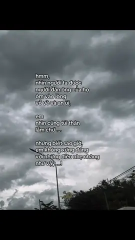 em khong xung ư  #xuhuong #tamtrang #tusbuontamtrang #tuongtac #fyp 