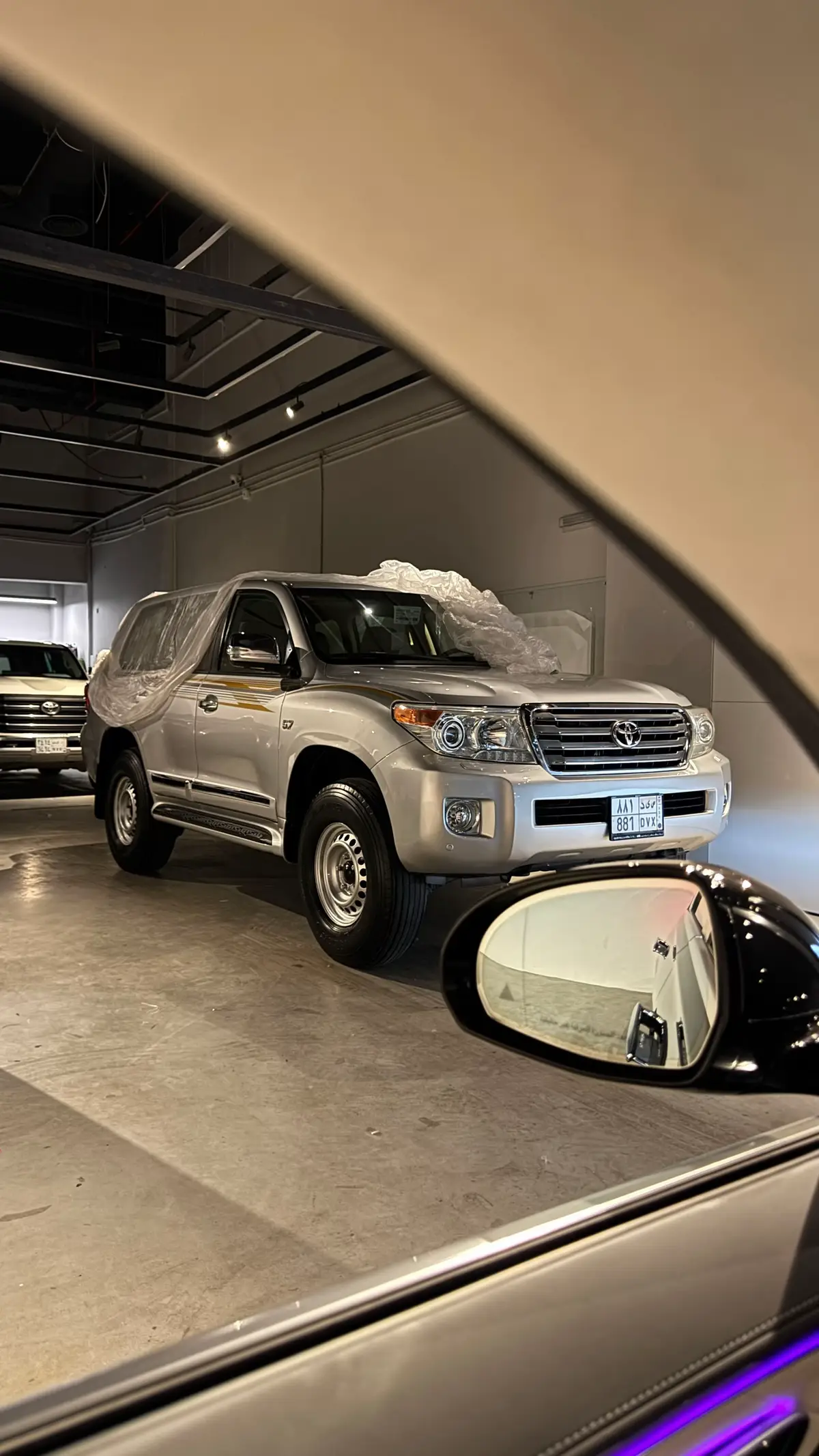 #صيد_٨٨١ #VXR #فضي #لاند #تويوتا 