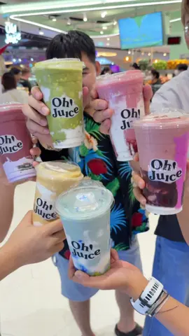 oh juice บุกเซ็นทรัลชลบุรีแล้วรอนานม๊ากกกกก ในที่สุดก็มาซะที 🍒🥑🍑🍓🥝🍋 #ohjuice #ohjuiceเซ็นทรัลชลบุรี #บนโลกนี้มีแต่ของน่าอีท 
