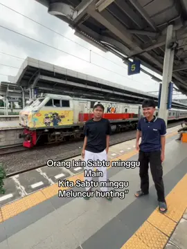 Hari Sabtu minggu kita hunting kereta #railfans#keretaapiindonesia#fyp#fyp#fyp