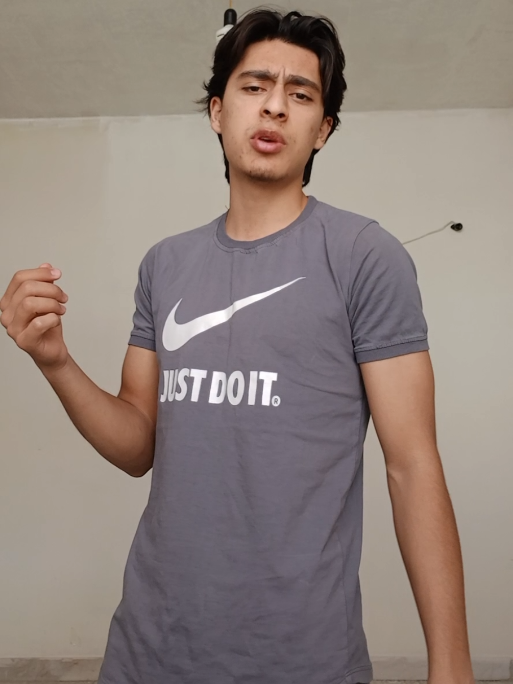 امیدوارم خوشتون بیاد🫡♥️✨️ . . #آهنگ#ترند#viral#foryou#foryoupage