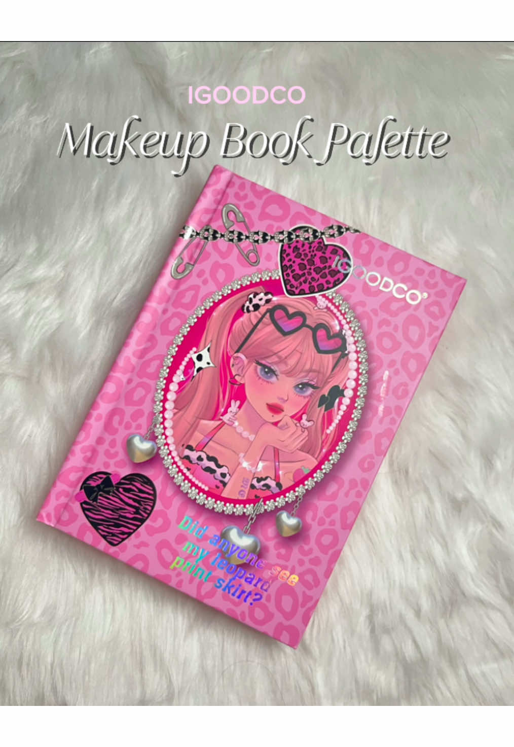 aacckk! finally got this makeup book palette💗🎀 too pretty to use, but I will!  #makeup #BeautyTok #igoodco #fyp 