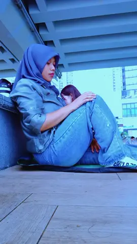 Tetap tenang dan sabar tidak perlu kawatir 🥰  #tangan_kuli😅😅#hiburan #single #tiktok #viral #tiktokviral #fyppppppppppppppppppppppp #fyp #fypシ #