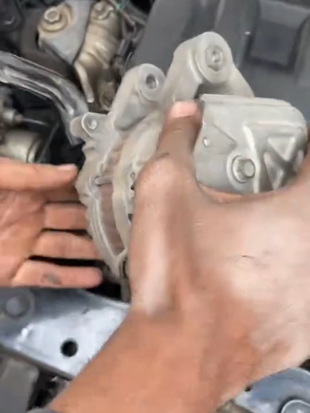 Cara Kerja Alternator! Yang Mau Belajar Elektrikal, Merapat! #mekaniktiktok #kursus #otomotif #mekanik #ELECTRICAL