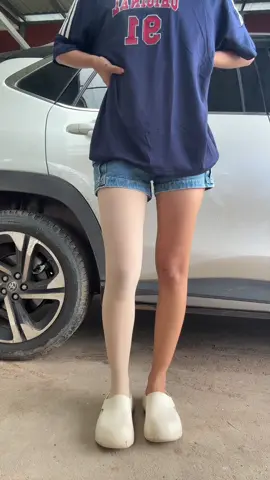 ปิดผิวเดิมได้เลยอ่า มี 3 เฉดสีให้เลือกน้าาาา #ใช้ดีบอกต่อ #รีวิวของดีบอกต่อ #ถุงน่อง #ถุงน่องขาเนียน 