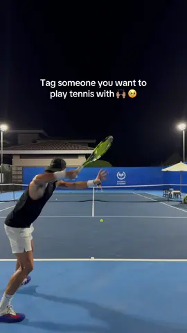 Tag them 🙌🏽 @racketsacademydubai_ #tennis #forehand 