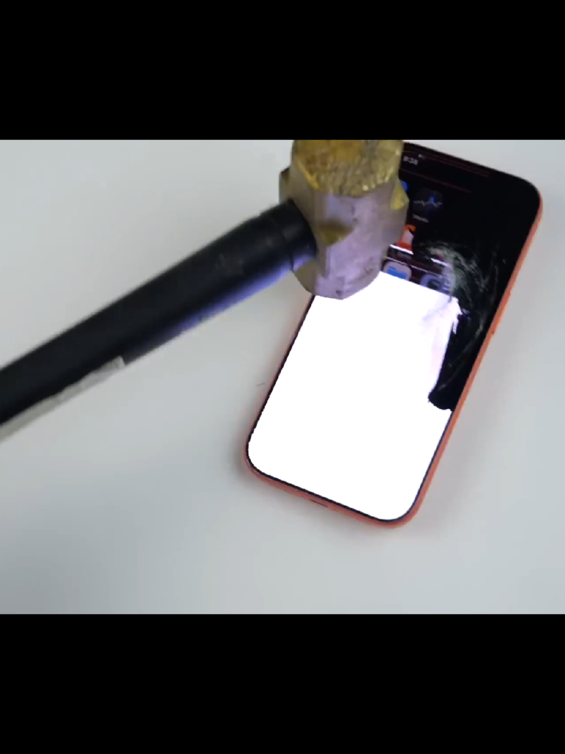 iphone 17 pro max durability test #iphone #apple #iphone17promax #fyp #durability #bendtest  #smartphone 