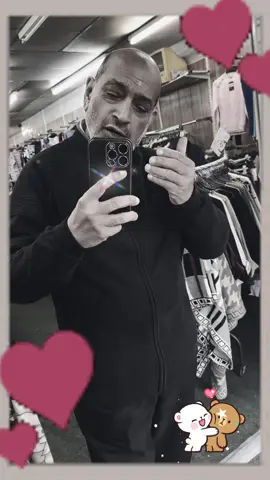 #tikteamweloveyou #foryoupageofficiall #fyp🌹💖♥️🎵🎶 #classic Bollywood songsoldisgold music 🎵 #uktoxtor Safinafashions B27 6BT🙏🎶💖❤️ TikTok videos go viral ❤️💖🫶