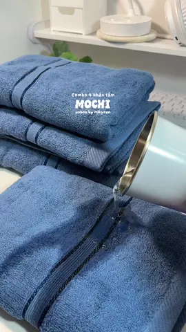 Khăn mềm thấm hút lau thích lắm lun 🧖🏻‍♀️🧼🧺 #khantamgiadinh #khantamcotton #khantammochi #xuhuong #viral 