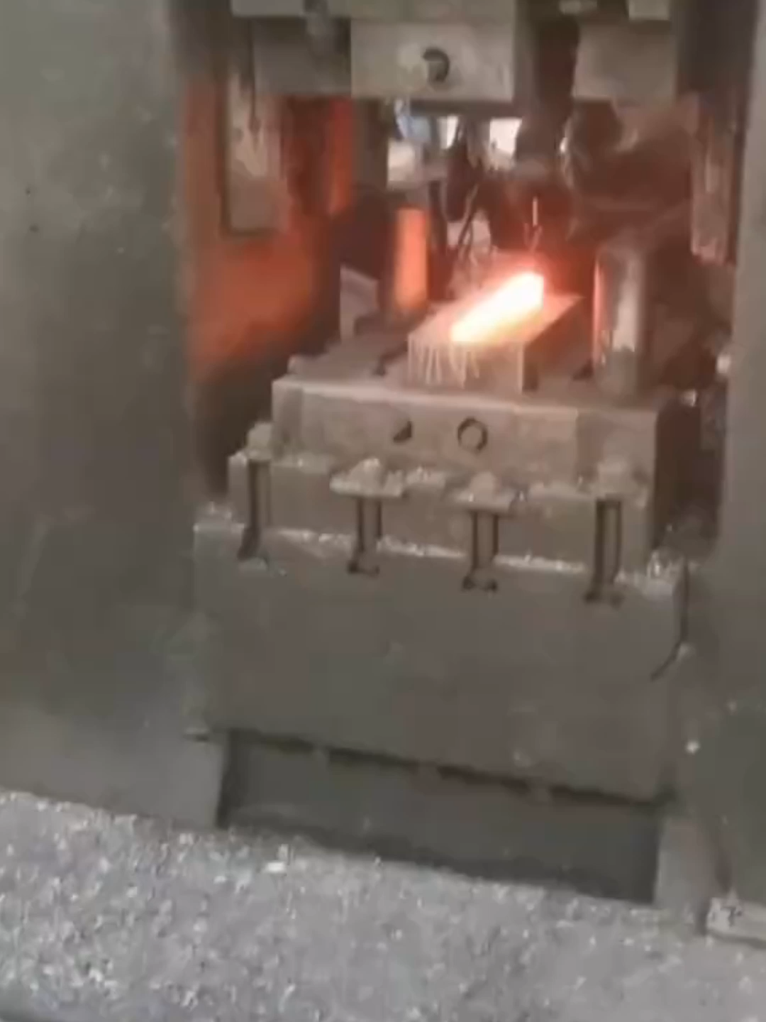 G80 Load Binder Ratchet Type Lashing Chain with Hooks#loadbinder #loadbinders #ratchetloadbinder