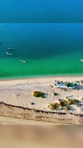 Jasiirada Ceebaad 📍repost like Kubashaala #somali #somalitiktok #somalilandtiktok💚🤍❤ #somaligirls #somalia 