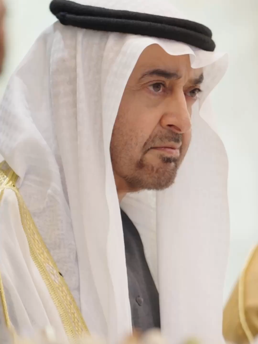 إنتحزم بك ويا نعم الحزام يا عقال المرجله لي ما يطيح شيخ نادر بوخالد في الأنام من عليك يراهن يكون الربيح . #محمد_بن_زايد_عزنا_وفخرنا #محمد_بن_زايد #رئيس_الدولة #الإمارات_جورجيا 🇬🇪🇦🇪 #زيارة_محمد_بن_زايد_لجورجيا #فرسان_الإمارات #UAE #fyp ‎#تيك_توك ‎#اكسبلور