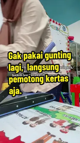 Effortnya gk main-main. Masyaallah. #effort #gurutk #mediaajar #media #pemotongkertas 