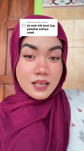 Membalas @Leonrd udah spill ktp aja tetep ga ada yang percaya, masa tiap aku bikin video aku tempelin ktpku di jidat😭 #hirsutism #trendtiktok #fyp #chewbacca #mbakbrewok 