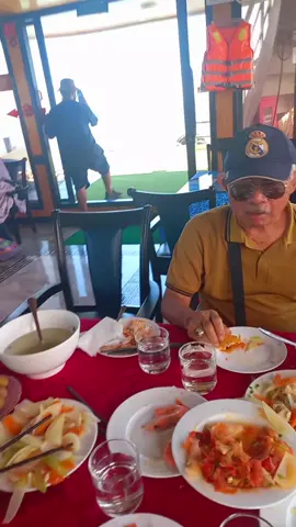 kuliner di cruize di Halong bay