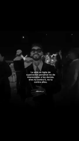 Palabras🧏🏻‍♂️. #fyp #anuelaa  #frases #superacion #rhlm 