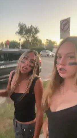 #blackout #footballgame #baddies #fineshyt 