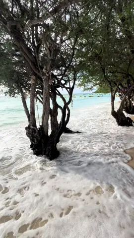 สวยเกินคำบรรยาย #หาดเทียนเกาะล้าน 