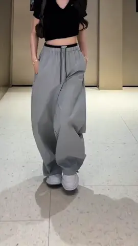 #VersatilePants #forgirls  #FabricSoftandComfortable #百搭裤子  #面҉料柔软舒适 ͤ̀