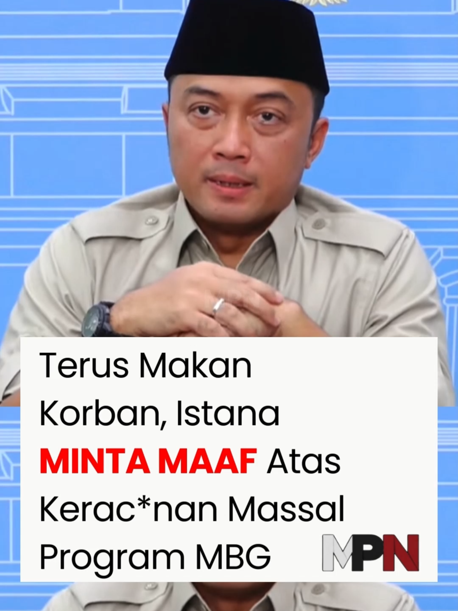 Menteri Sekretaris Negara (Mensesneg) Prasetyo Hadi buka suara soal serangkaian kasus kerac*nan makanan massal yang kembali terjadi dalam pelaksanaan program Makan Bergizi Gratis (MBG) di sejumlah daerah. Di hadapan awak media, ia mewakili pemerintah dan Badan Gizi Nasional (BGN) menyampaikan permintaan maaf atas kasus kerac*nan yang terjadi #mbg #istana #mintamaaf #prasetyohadi