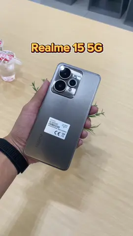 Realme 15 5G. Dengan kapasitas baterai besar🤯#realme15 #realme #camera #batrebesar #pyf  Jangan lupa follow akun ini😊