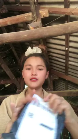 Ai muốn đổi màu lông mày thì vào tham khảo em này về dùng nhé #tim❤️❤️❤️ #xuhuongtiktok #rocksweettochanmay 