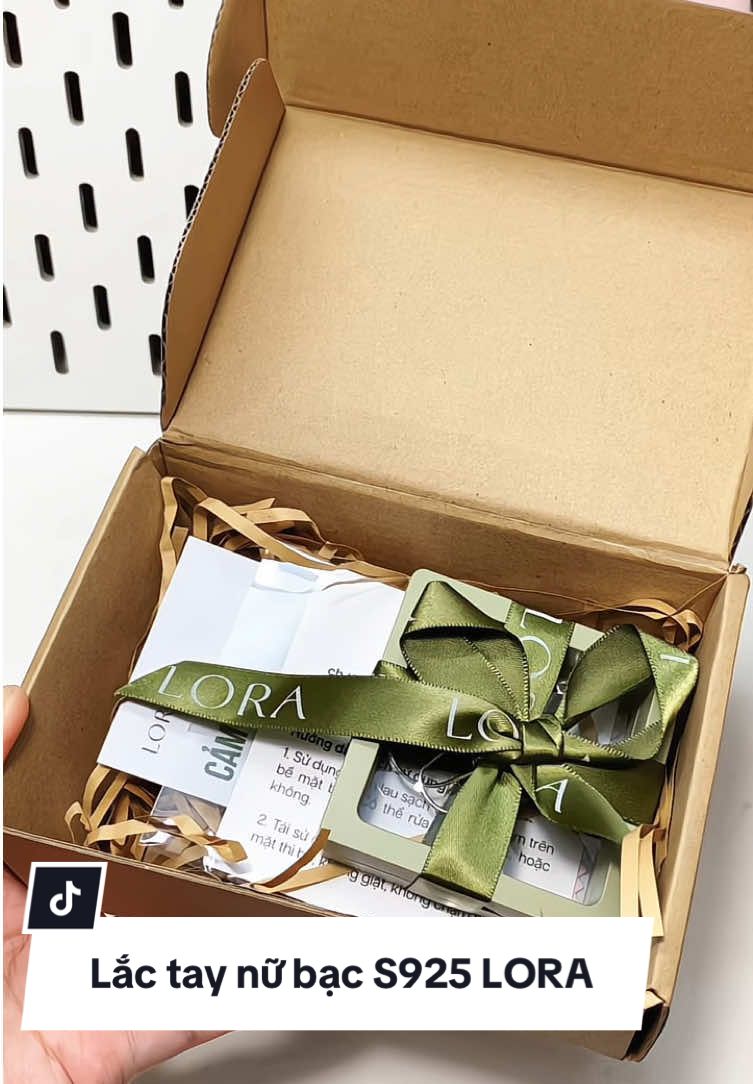 Lắc tay xinh lắm luôn 😍#trangsucbac #lactaybac #xuhuong #viral #muataitiktok 