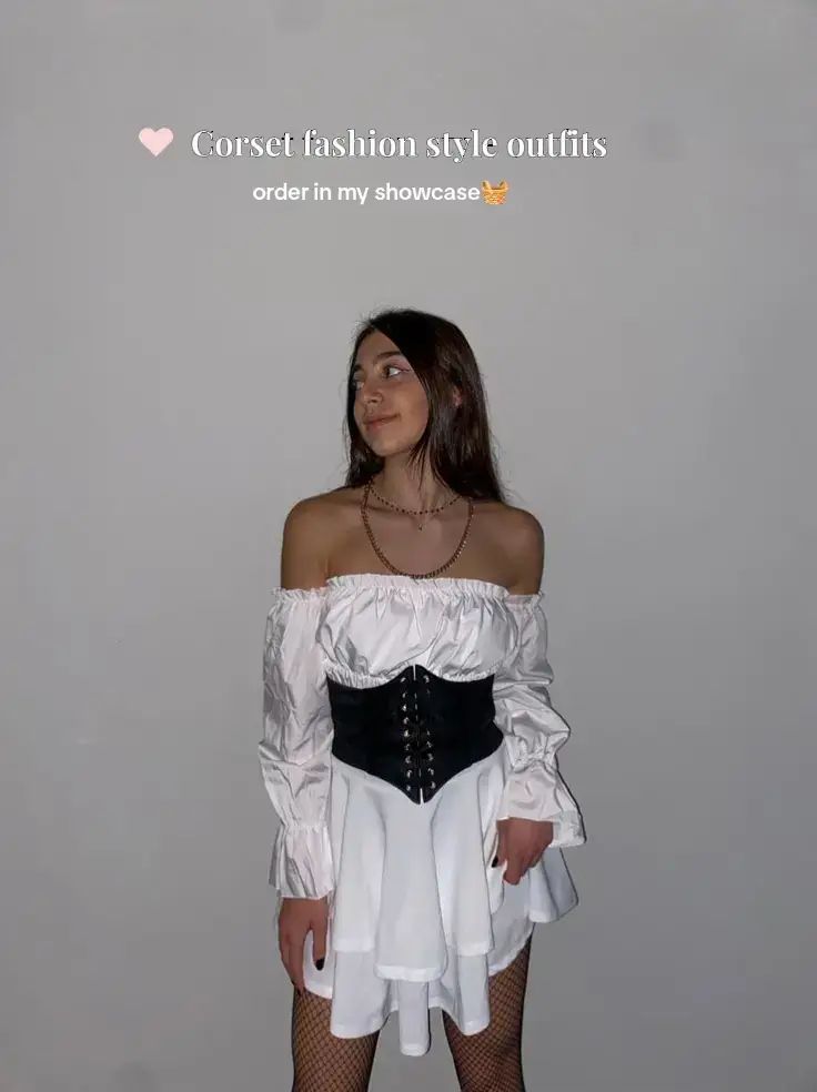 corset fashion style outfits. #corset #creatorsearchinsights #OOTD #foryoupage 