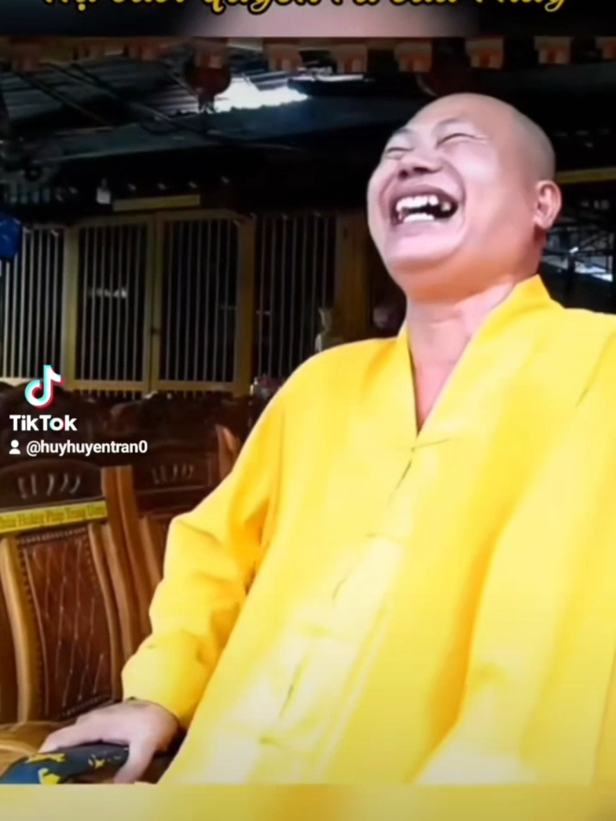 #xuhuongtiktoktrendinghoinghithuongdinhmynga #haihuocgiaitrivuicuoi #haihaingoaihaivietnam #phamnhatvuong #tongtaidanhconchuquan#vinkien68canhan #phuonghang 