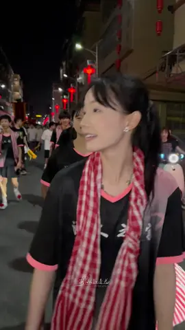 又美又飒的潮汕英歌女将亿点点#亿点点 #潮汕女孩 #潮汕英歌舞 #潮汕民俗文化  #英歌燃 