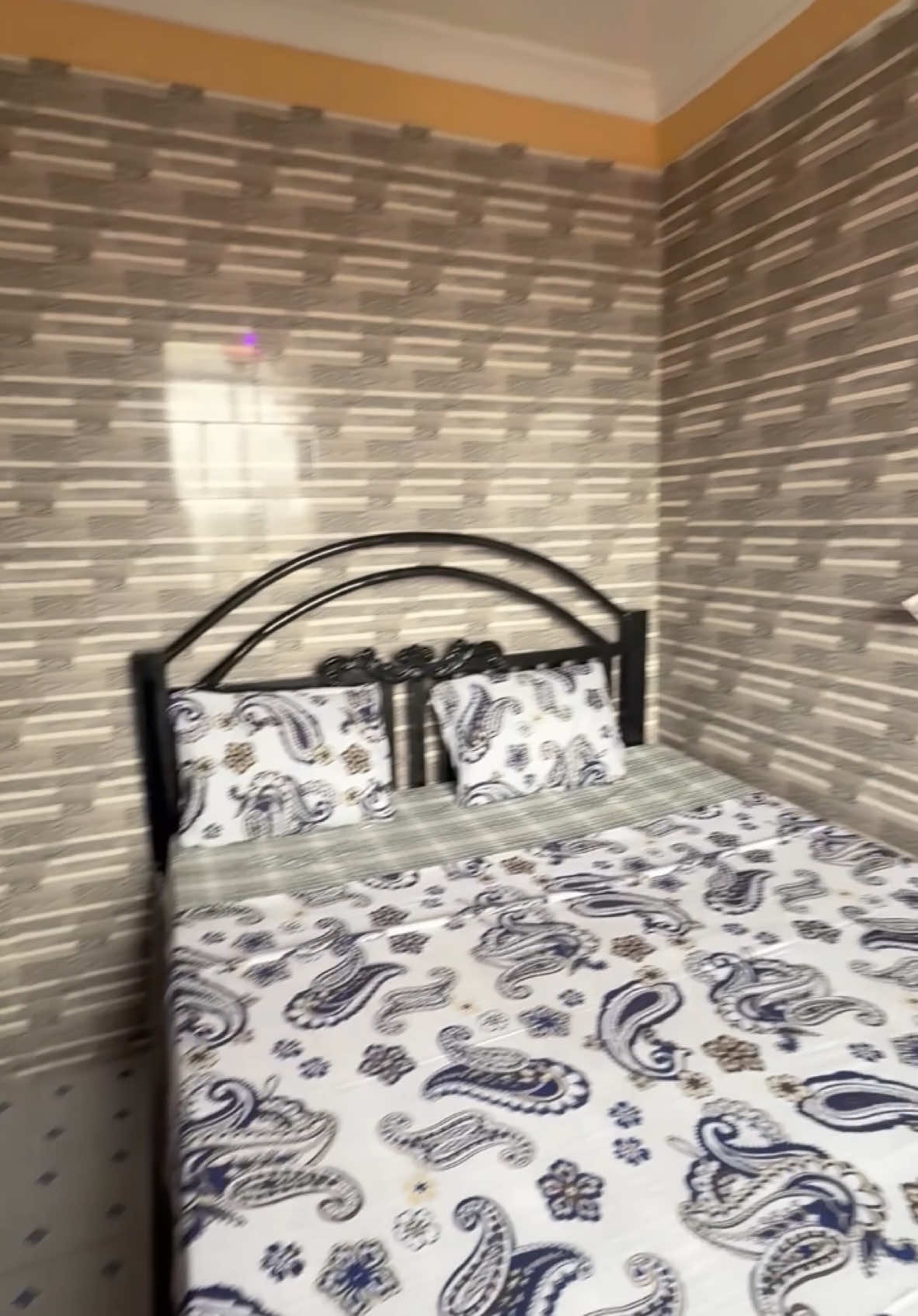 Upn/marine 5  📍Ref: église la borne  ☎️:0850016235