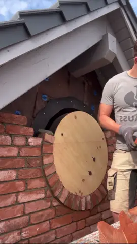 #робота#клінка#кругле#вікно