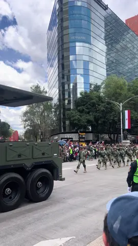 #desfilemilitar #somosmexico #16deseptiembre #viral #zocalocdmx 