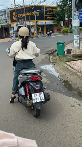 mượn được cái xe xịn đi mà vất vả quá các bác ạ🤣🤣 #CapCut  #xuhuong  #