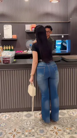 Rekomendasi celana jeans cutbray 🤗🥰 #celanajeans #cutbrayjeans #jiniso 
