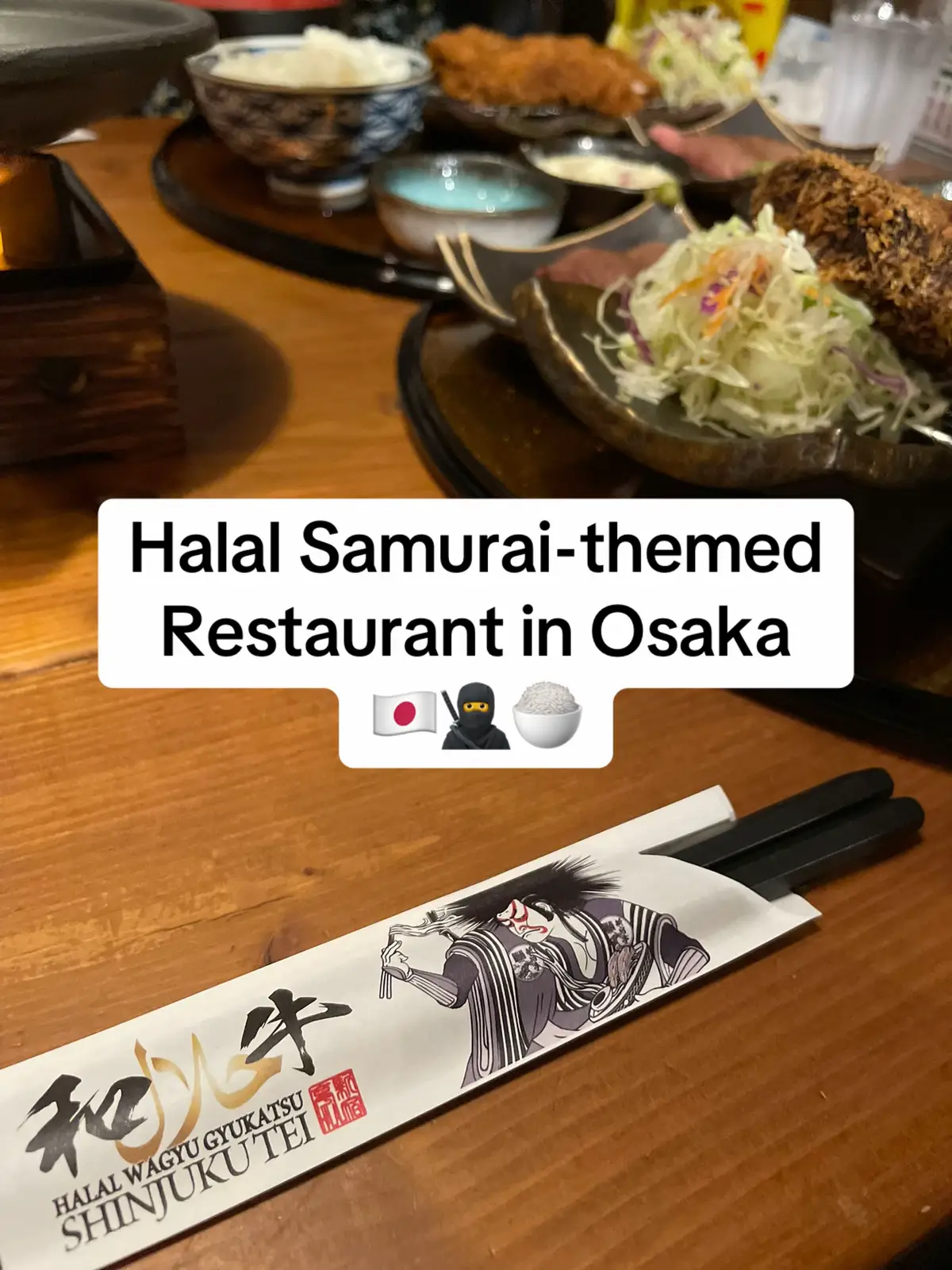 Food and service was incredible! Recommend getting their sets which come with a main plus sushi, rice, soup, salad and sauce.  #halaljapan #halalfoodjapan #osakafood #osaka #halaljapanesefood 