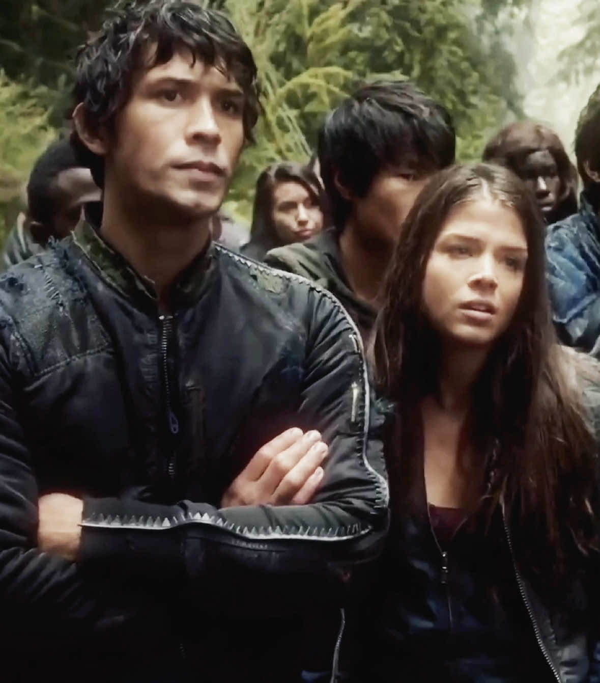 #BELLAMYBLAKE & #OCTAVIABLAKE — got me tearing up bro ⋆ #bobmorley #the100 #viral (FAKE EVERYTHING) The 100 The100 Edit Bellamy and Octavia Bob Morley For You Page