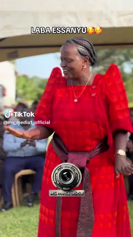 Honourable wabeela musanyufu nange mbeera happy 😊😊😊#fyppppppppppppppppppppppp #creatsightinsight #foryoupage ❤️ 