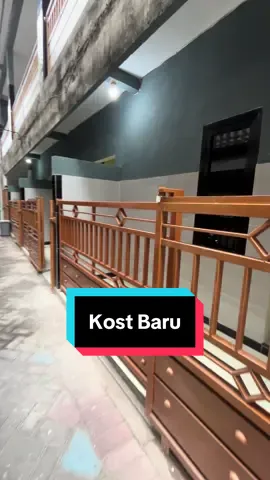 #kostsby #kostsbybarat 🏠 KOST BUJANG DI DUKUH PAKIS – HARGA TERJANGKAU! 🏠 💸 Harga: Rp800.000 / bulan                   Rp.1.000.000/rumah Tangga 📍 Lokasi: Dukuh Pakis, Surabaya (strategis, dekat jalan raya) ✨ Fasilitas: ✅ Kamar bersih & nyaman ✅ Listrik & air lancar ✅ Parkiran motor ✅ Lingkungan aman & tenang Cocok untuk karyawan / mahasiswa yang cari kost ekonomis tapi tetap nyaman. 📞 Hubungi sekarang: Sudah full booking 📷 Foto kamar tersedia, bisa request via WA