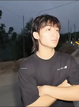 Story 3 - Part 3 The moment I stepped out into Palawan, ramdam ko agad yung halo ng init ng araw at preskong hangin. I quickly put on my shades and facemask, hoping no one would recognize me. Ayokong malaman ng mga tao na nandito ako sa Palawan dahil paniguradong may masasabi na naman sila. Habang naglalakad papunta sa arrival area, nag-ring ang phone ko. Manager: “Y/N, nasa hotel ka na ba? Please, do everything para maayos to. This collab with Jeo is your chance, okay? I’m trusting you.” Napabuntong-hininga ako, ramdam ko yung bigat ng responsibilidad na nakapatong sa balikat ko—not just for my career, but for the reputation I needed to restore. Y/N: “Yes. I know what to do. I won’t let you down this time.” Binaba ko ang tawag nang makarating ako sa arrival area. Inaantay ko yung service na provided ng hotel. Habang nakatayo ako sa gilid, may grupo ng teenager na biglang lumapit. Girl: “Ikaw si Y/N, right? Puwede magpa-picture?” Excited siyang lumapit, hawak ang phone. My chest tightened. Not this time, please. Hindi pa ako comfortable… lalo na knowing na may issue pa ako ngayon. Y/N: “Next time na lang, promise.” Pero imbes na tumigil, dumadami pa ang tao sa paligid. Agad kong sinuot ang hoodie at inayos ang facemask ko, ramdam ko na kumakabog ang dibdib ko. After all the bashing, mas lumala lang yung anxiety ko. Maya-maya, may biglang humawak sa braso ko at hinila ako palayo. Jeo: “Let’s go. Bilisan mo bago pa dumami ang tao.” Napakabilis ng pangyayari. Bago pa ako makapag-react, nakapasok na ako sa isang puting Raptor. Sumakay agad si Jeo sa driver’s seat at isinara ang pinto. Y/N: “Bakit nandito ka?”  tanong ko, nagtataka. Jeo: “Kasi collab partner kita. Pag may nangyari sa’yo, kargo kita.” Y/N: “Jeo, I can take care of myself.” Ngumiti siya, nakataas ang kilay, halatang nang-aasar. Jeo: “Really? Eh kanina halos hindi mo na alam gagawin mo. You don’t even thank me for saving you.” I rolled my eyes and stayed silent. He was acting like nothing happened, like he didn’t ghost me 5 months ago. Part of me wanted to ask him what happened, demand an explanation… but the way he looked at me, it was as if he didn’t care at all. Tahimik at awkward ang ilang oras na biyahe hanggang sa nakarating kami sa hotel. Nagulat ako nang biglang lumapit ang mukha ni Jeo sa akin Y/N: Excuse me? Iniwas ko ang mukha ko. Tinanggal lang pala niya ang lock ng seatbelt ko. Jeo: “Kung ano-ano iniisip mo.” Natawa siya nang mahina. Uminit ang pisngi ko. Ang kapal talaga. I grabbed my bag and pushed the door open. Sumunod siya agad, dala ang maleta at gamit ko. Hindi ko siya tiningnan, pero ramdam ko yung smirk niya habang naglalakad kami papasok sa lobby. Sa loob ng hotel, ramdam ko ang mga mata ng ilang tao na nakatingin sa amin. Napayuko ako at umiwas ng tingin. Jeo: “Relax, miss collab partner. You’re safe here. As long as I’m around, you don’t have to be scared.” Hearing those words, I felt a bit of relief, a calm I hadn’t felt in a while. After check-in, dumiretso kami sa elevator. Kinuha ko yung mga gamit ko kay Jeo at pumasok sa elevator. Y/N: “You can go now. Wag mo na akong ihatid sa room.” Jeo: “Alright. Go rest, we have a long day ahead tomorrow.” Bago magsara ang elevator, kumaway si Jeo at nagsalita. Jeo: Don’t drown yourself in hate comments. You’re more than what they say. He smiled, and the elevator doors finally closed. #jeo #jeoong #jeremiahong #ongfam 