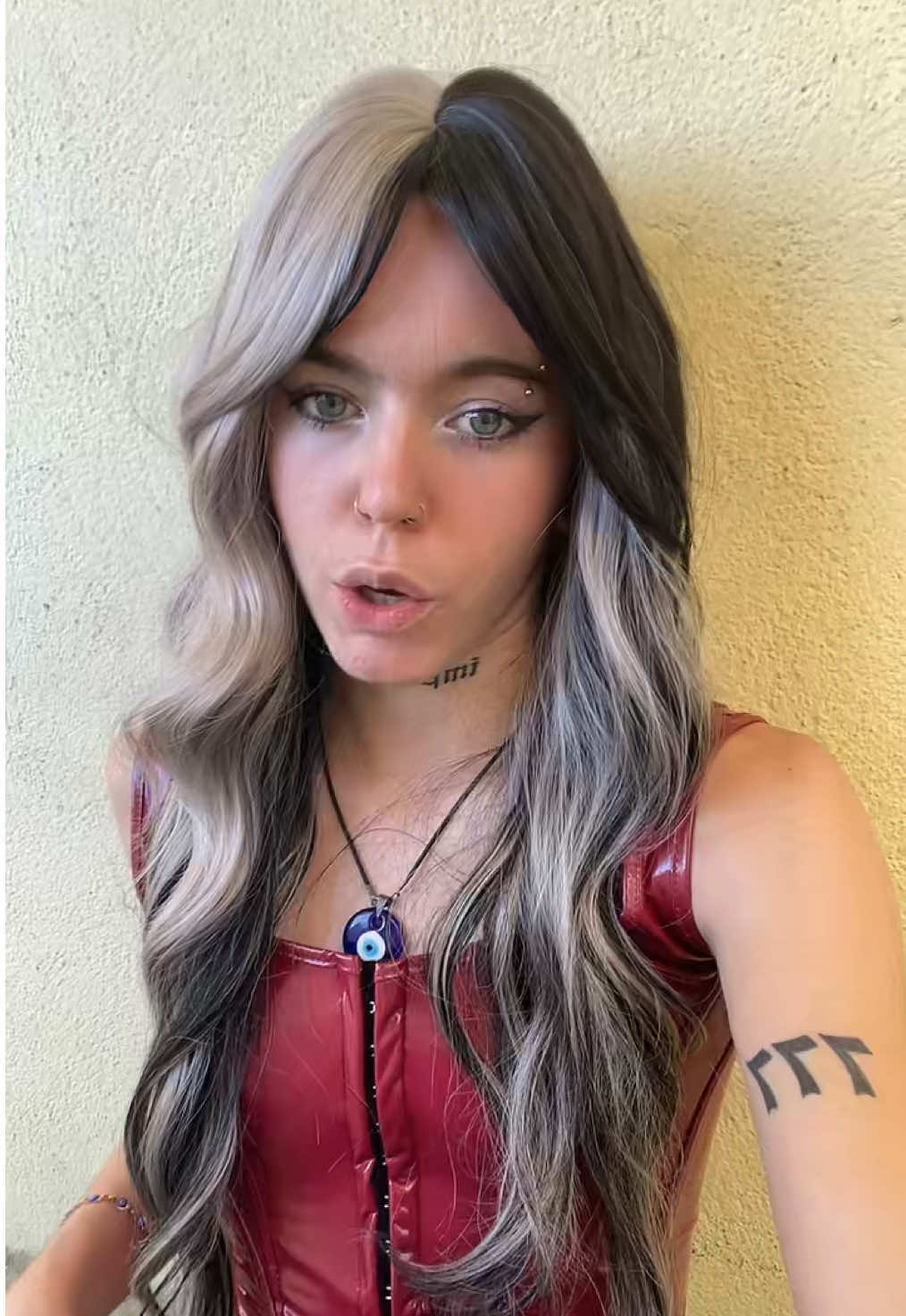🤍🖤