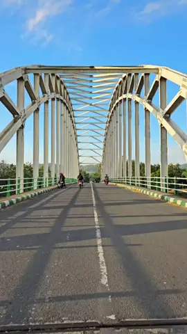 aku posisi nek malo Pak Pur - Jembatan Malo Bojonegoro #bojonegoro_jawatimur #bojonegoro24jam #fyppppppppppppppppppppppp #fypシ #fypシ゚ 