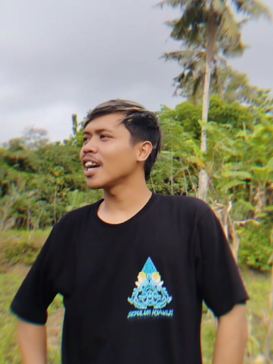 aw aw 🤭 ngapura kang damai✌️😊#masmandung #ngapak 