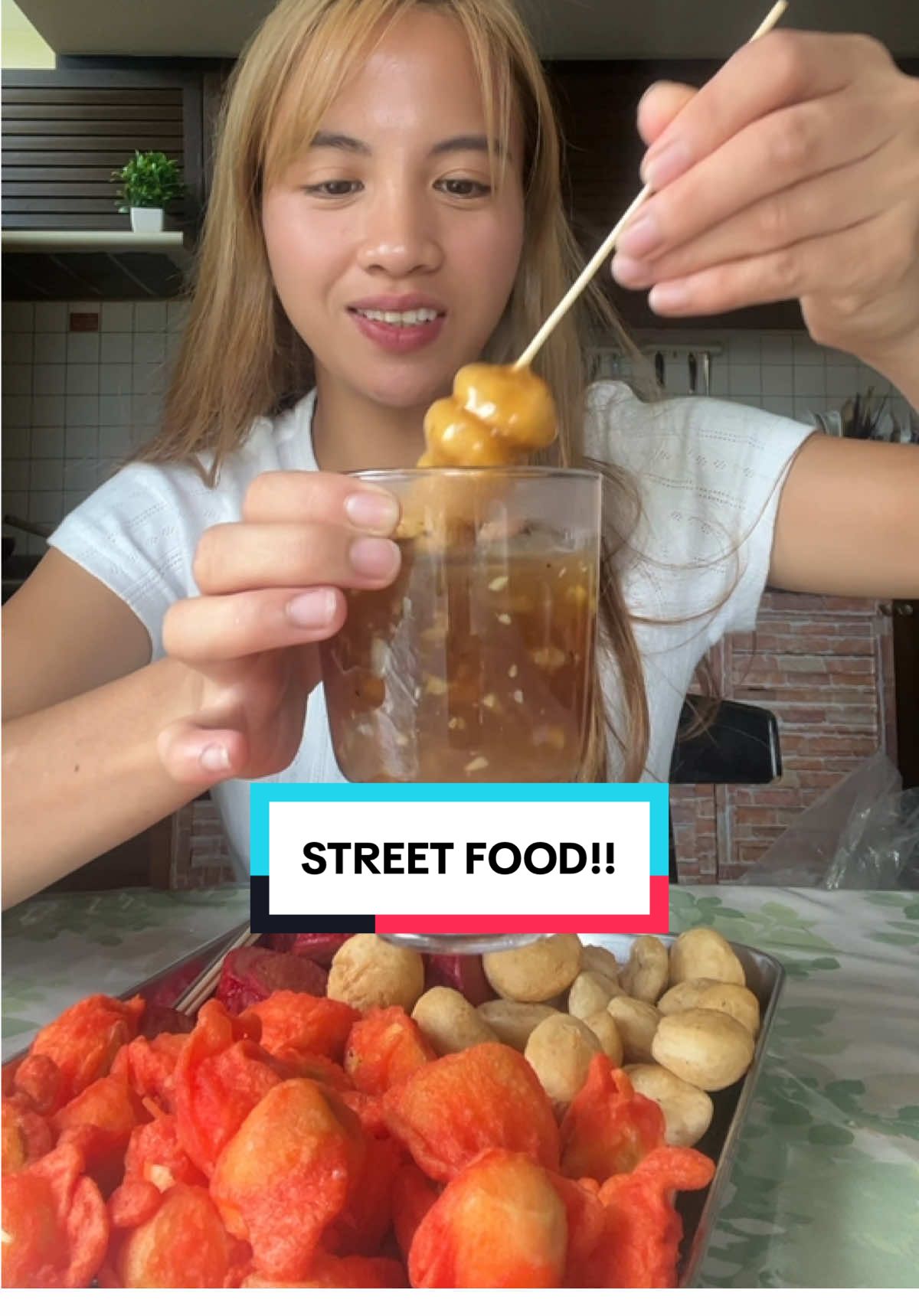 Street food! #streetfood #tuhogtuhog  #fishball #kwekkwek #fyp  #roseokouchi  #lifeinjapan  #mukbang  #simplengbuhay  #minivlog 